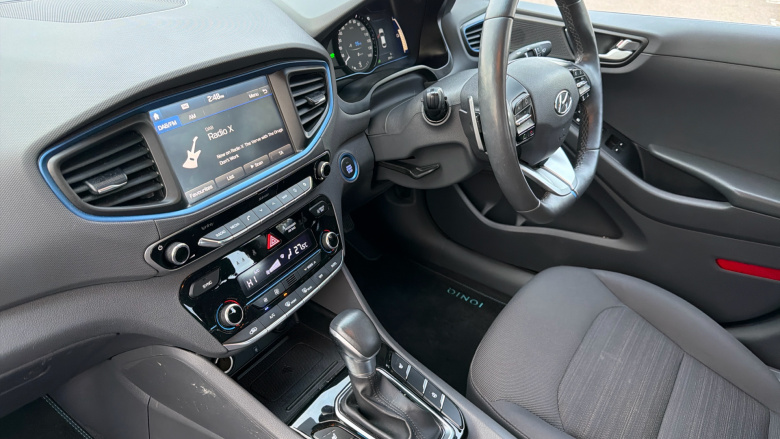 Hyundai IONIQ 1.6 GDi Hybrid Premium 5dr DCT Hybrid Hatchback